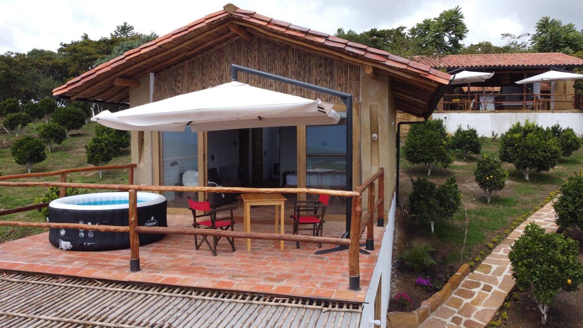 בריצ'ארה Hotel Carigua מראה חיצוני תמונה