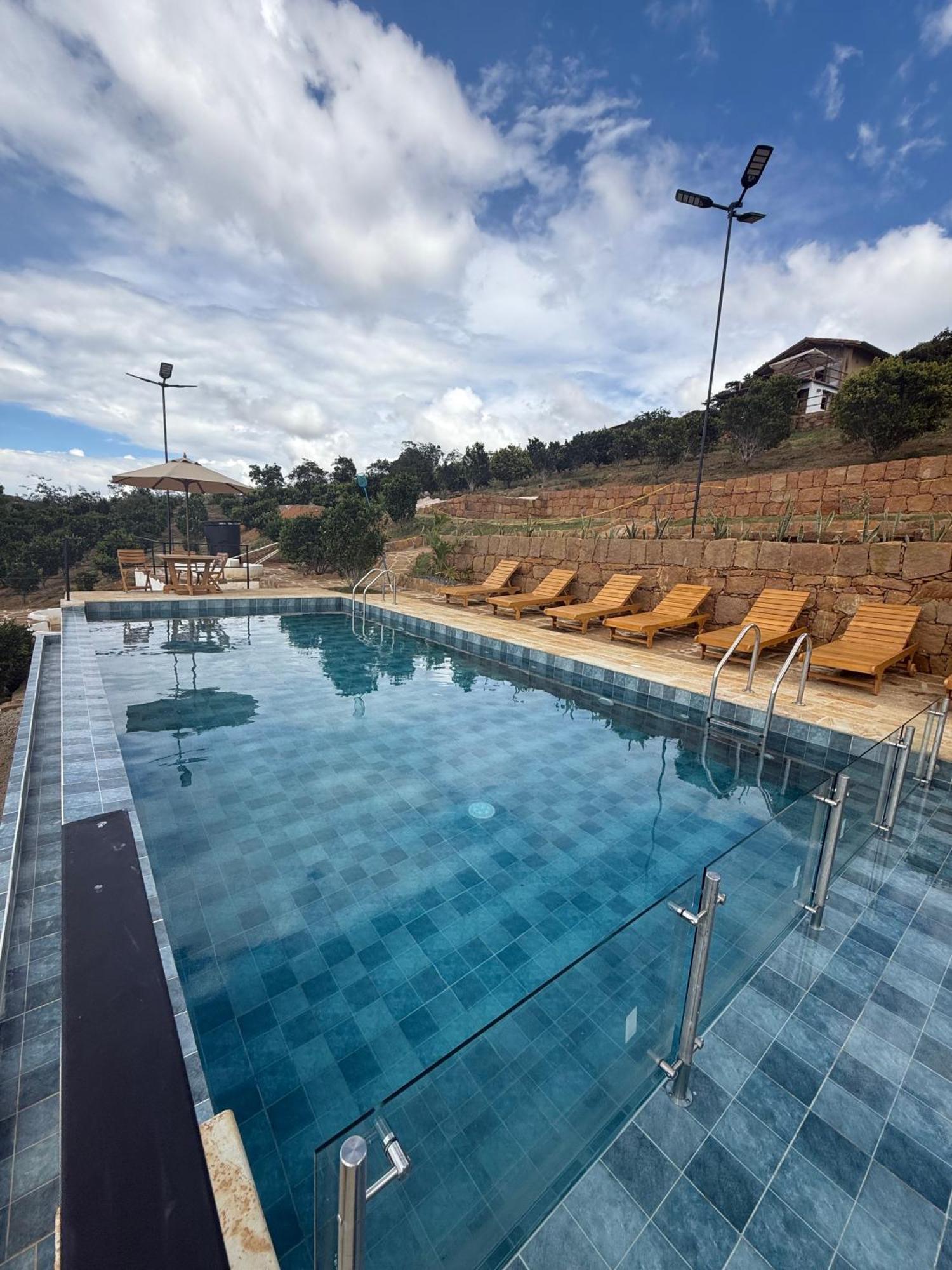בריצ'ארה Hotel Carigua מראה חיצוני תמונה